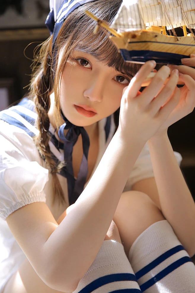 晚高峰的灯 海报